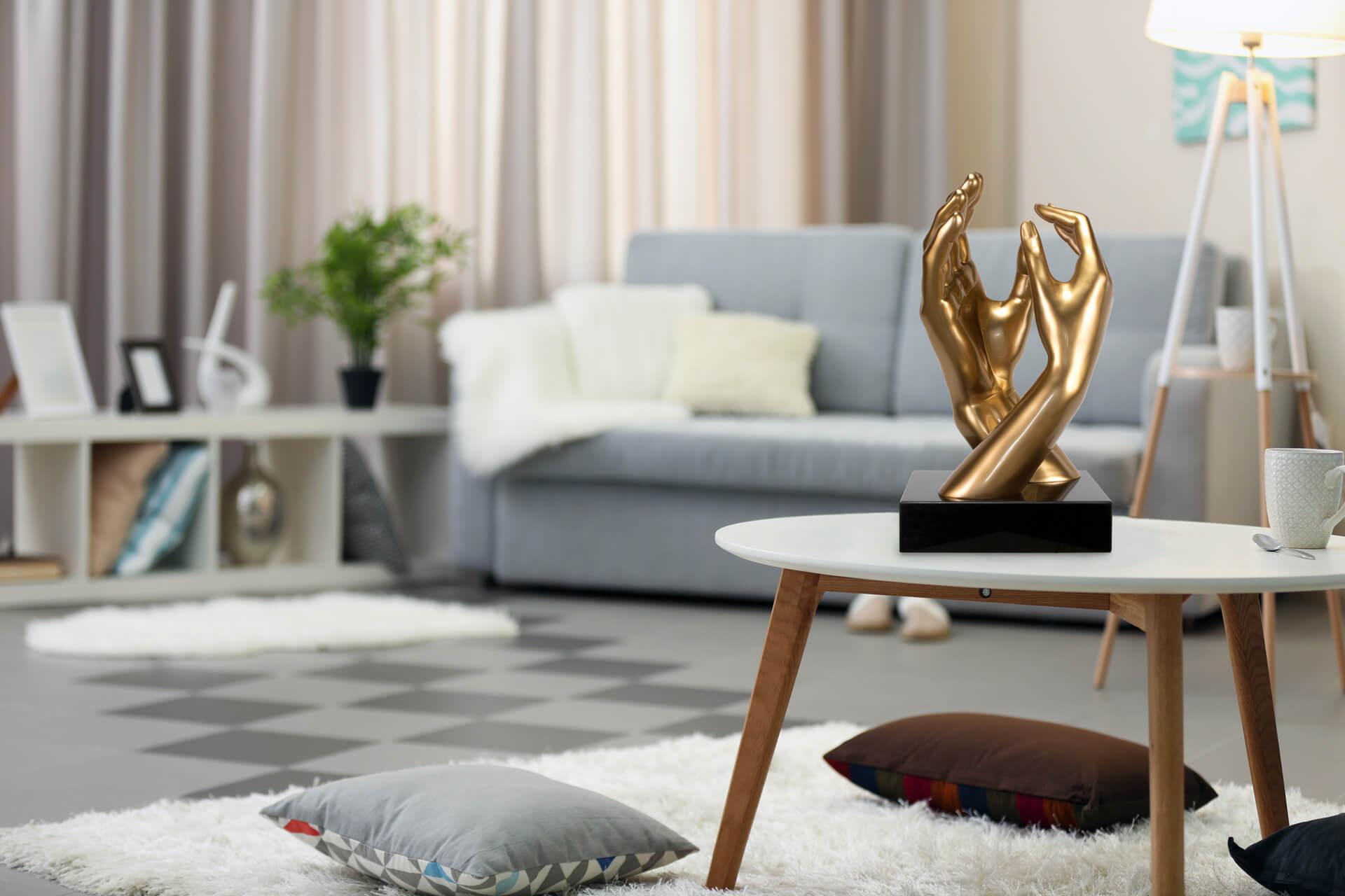 skulpturenschmuck im wohnzimmer