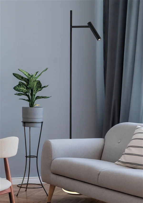 Led Light Stehleuchte 'Estudo